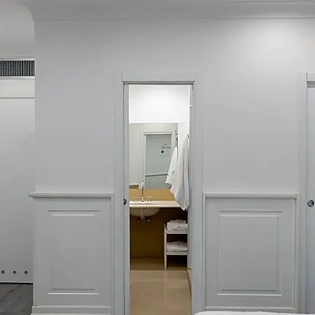 Relais Centro Bed & Breakfast 4*